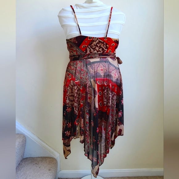 Baby Doll Handkerchief Top - Picture 3 of 4